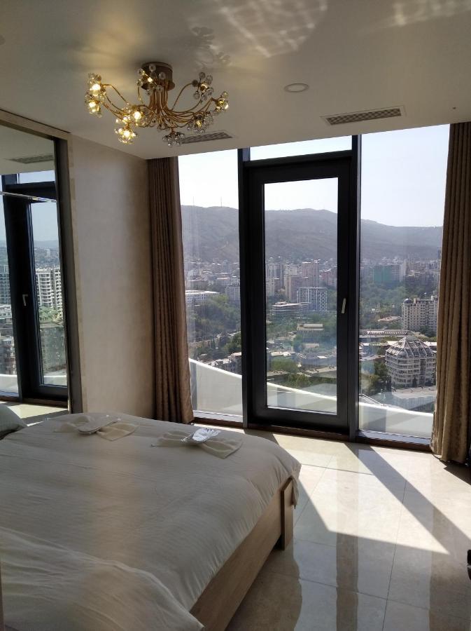 King David Tbilisi Apartment ภายนอก รูปภาพ